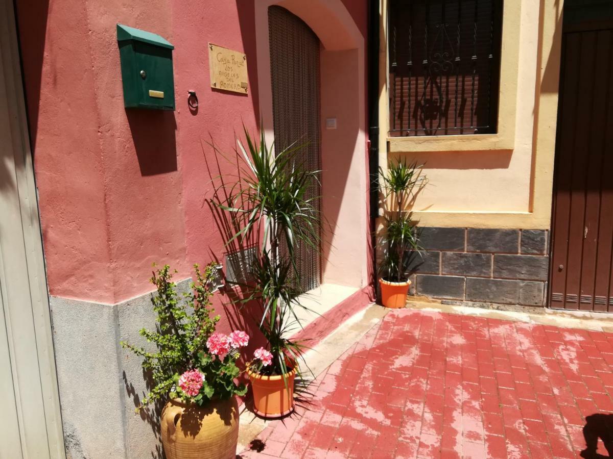 Los Angeles Del Romero Pension Gátova Buitenkant foto